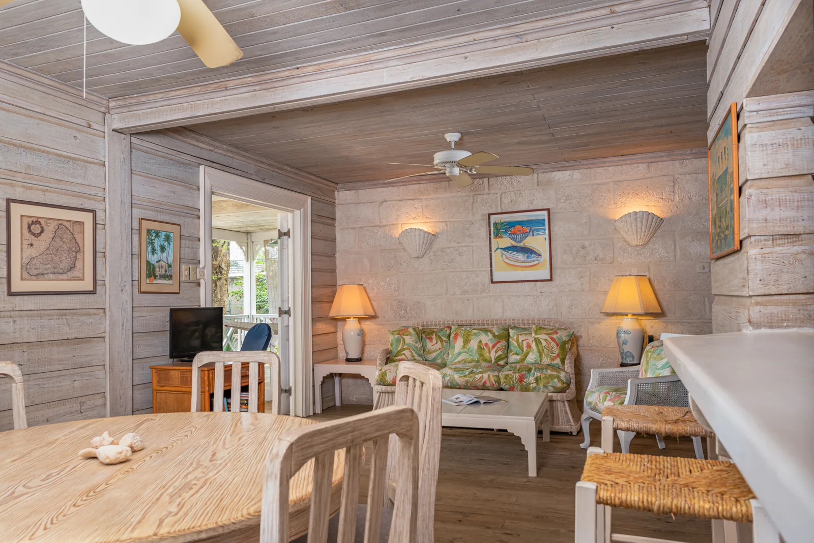 James Bay Beachfront Apartment No.4, 2-bedroom apartment for rent in St James, Barbados - photograph 3