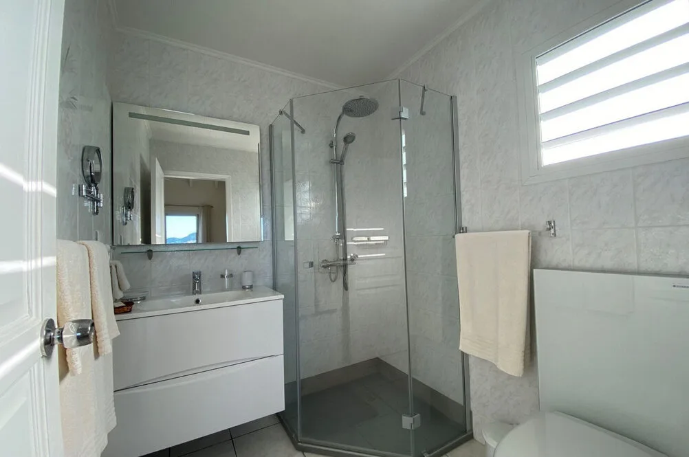 Les Acajous - Saint Jean, 3-bedroom villa for sale in Saint Barthélemy, St Barts - photograph 10