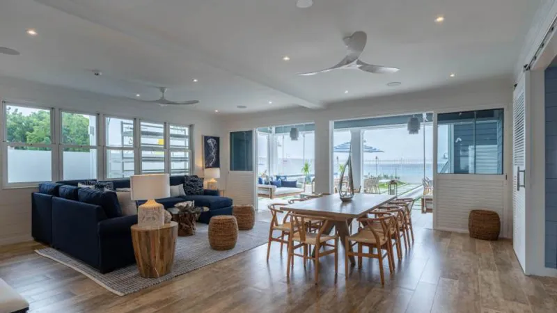 Sea Breeze Beach House, photograph 7
