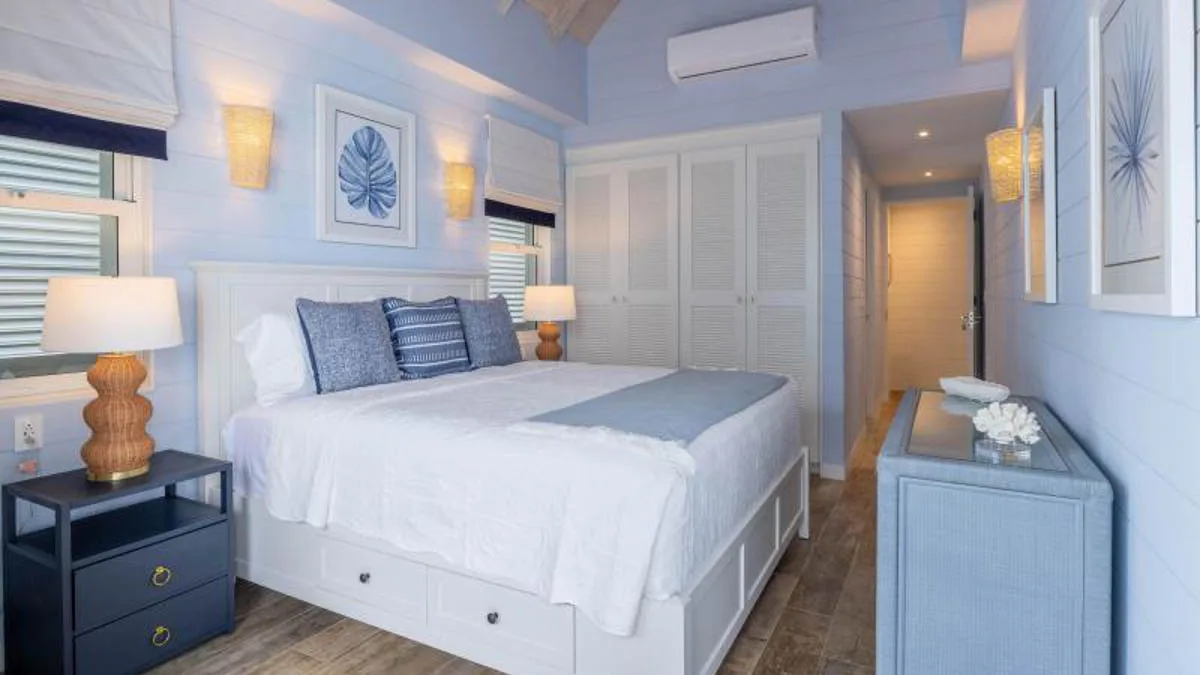 Sea Breeze Beach House | Caribbean Beachfront Haven, 5-bedroom villa for sale in St James, Barbados - photograph 26