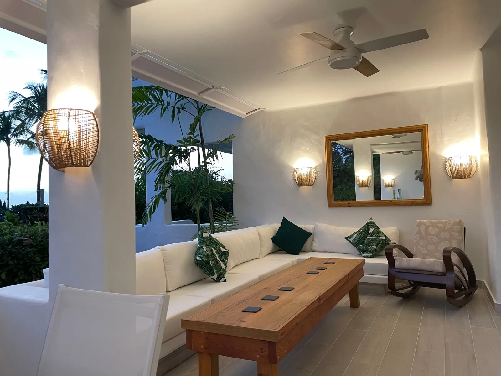 Glitter Bay No 102 “49 Steps”, 2-bedroom apartment for rent in St James, Barbados - photograph 7